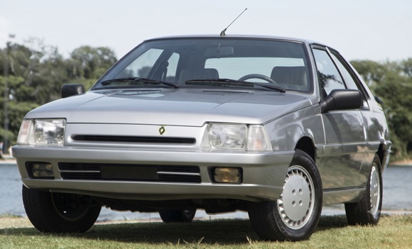 Renault Fuego GTA
