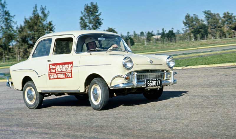 Isard Royal T-700